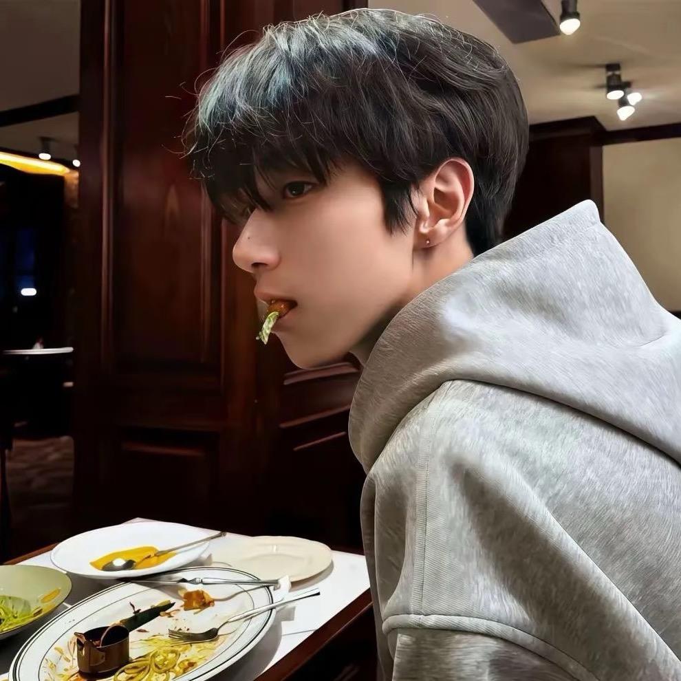 我不是羊毛卷🩸