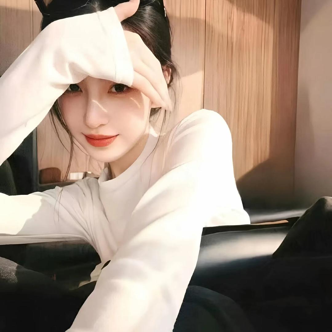 ⠀  ⠀  ⠀  ⠀  ⠀