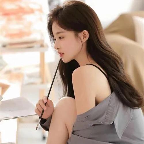 简艾轻奢女装
