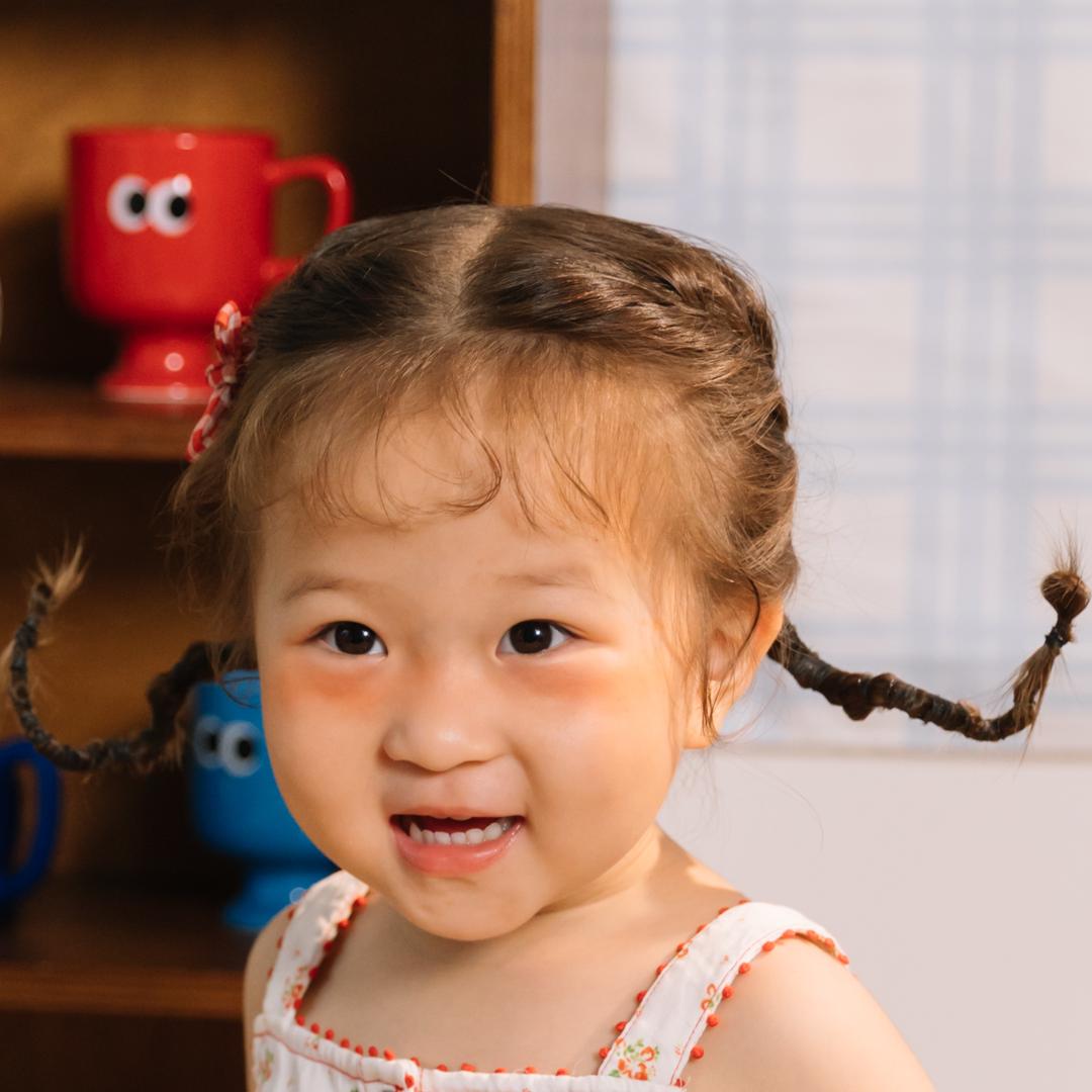 灶灶和灶灶妈（跟金在中对视过版）