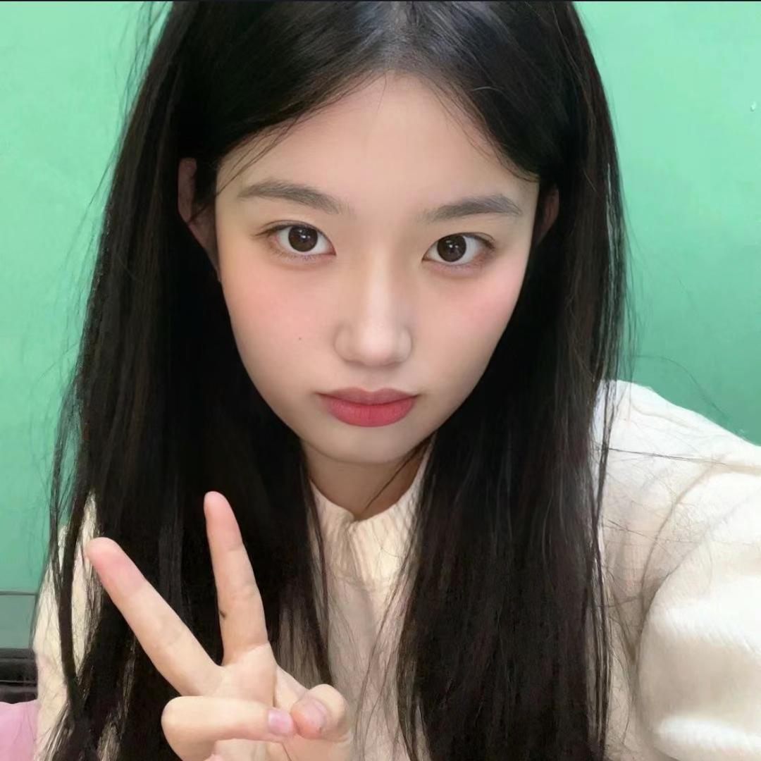 一朵小花🌷🌷🌷