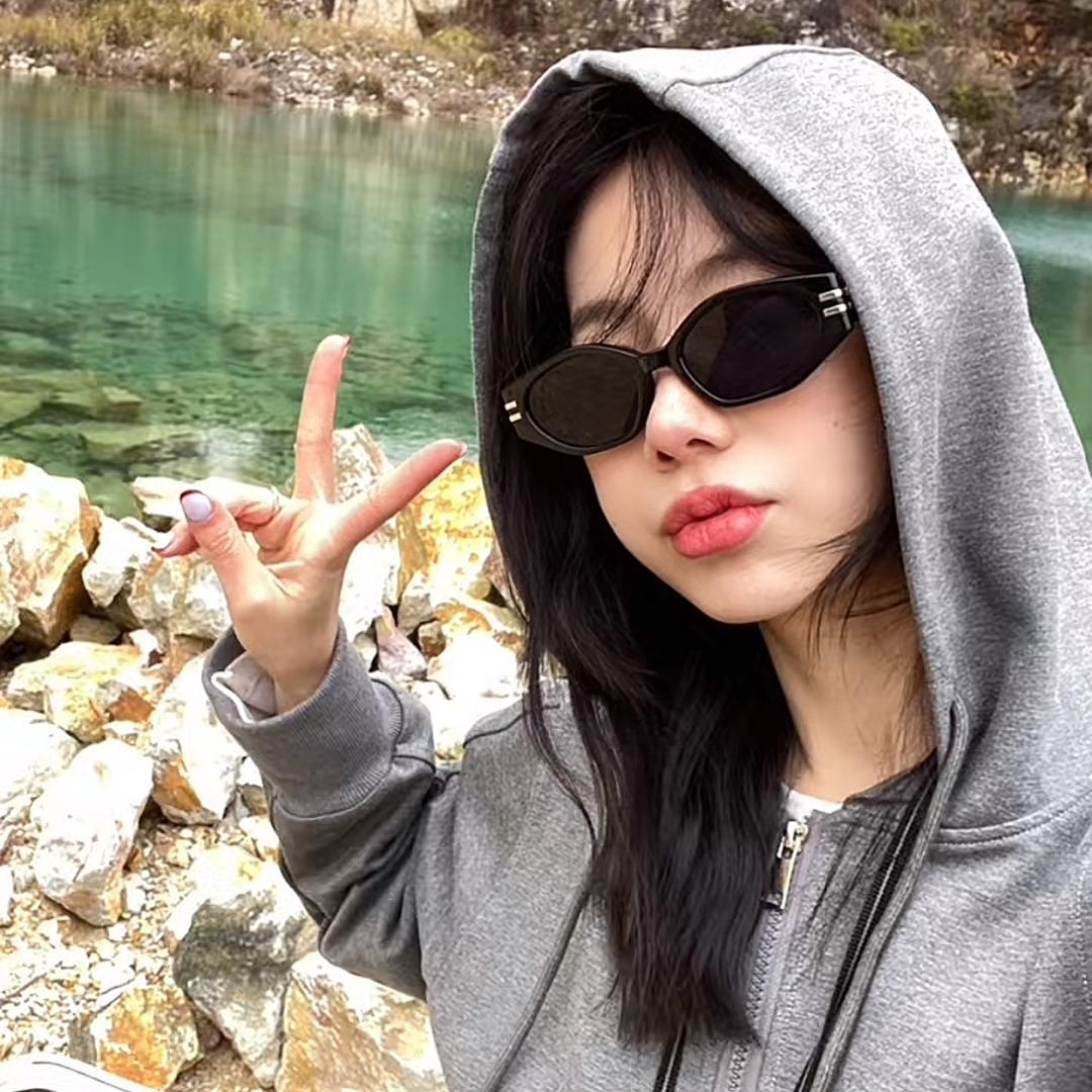 丁羊筠私服穿搭