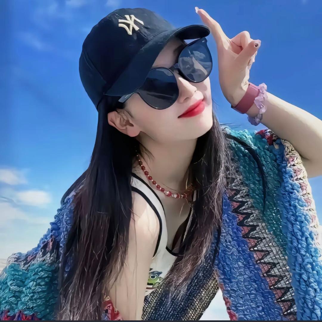 小硕女装穿搭