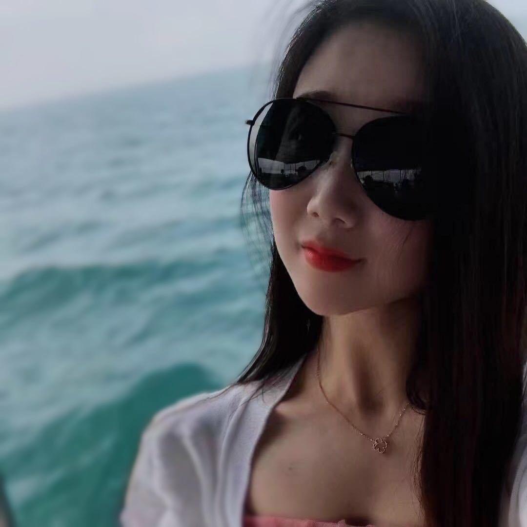 珊珊来迟～