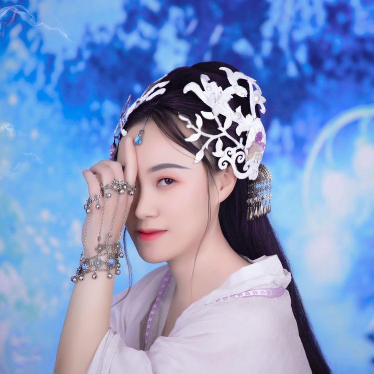都市传奇的儿媳小芳头像
