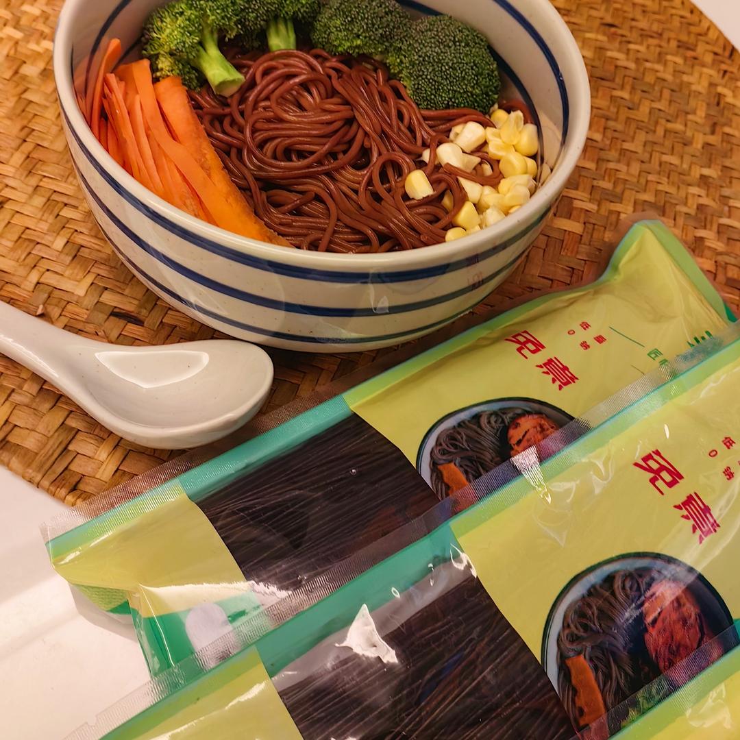 庆膳桥蕨根粉丝工厂店