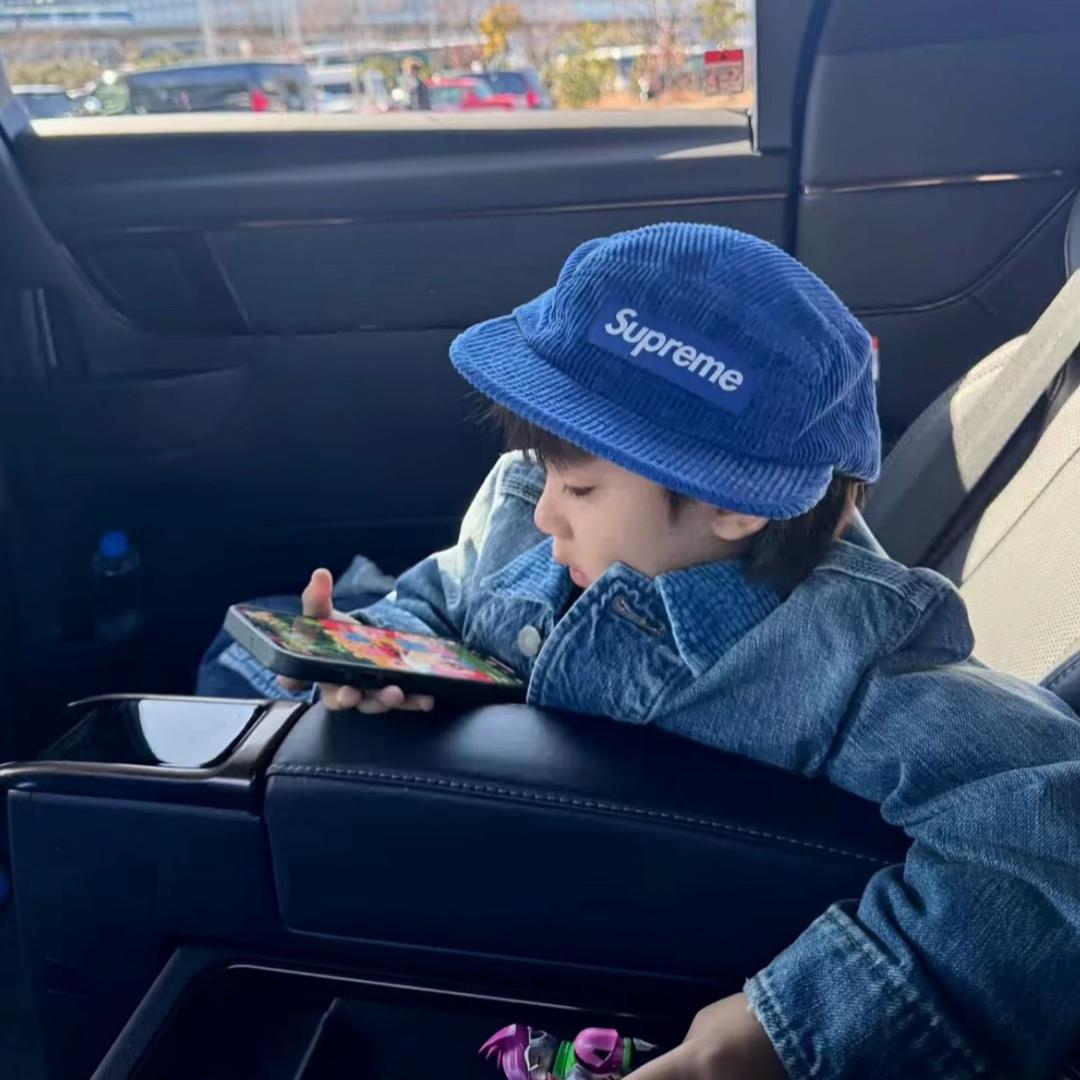 ￴￴ ￴ ￴ ￴ ￴ ￴￴kkluv