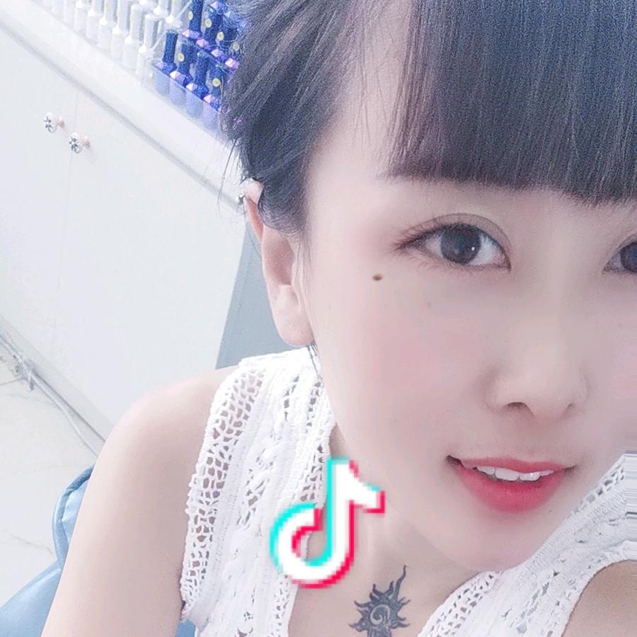 (´-ω-`)小米虫(´-ω-`)