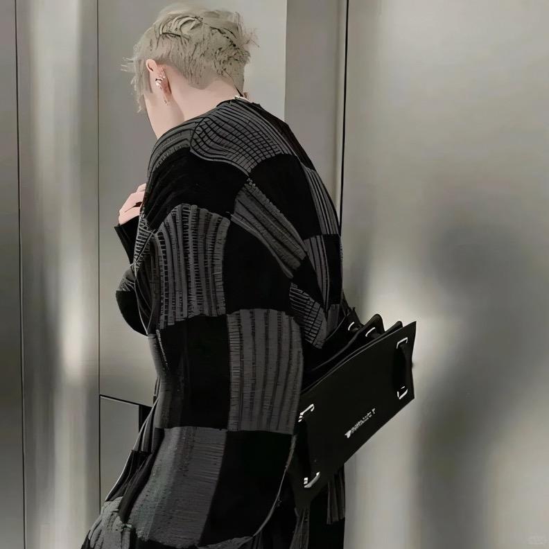 1N.