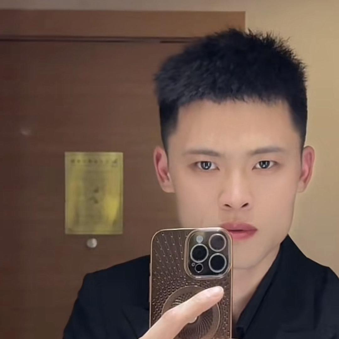 周老大（嘉爸）