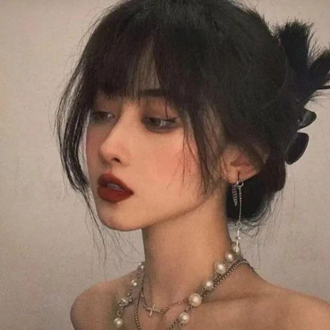 牛爷爷cosplay少萝扭胯勾引壮壮妈