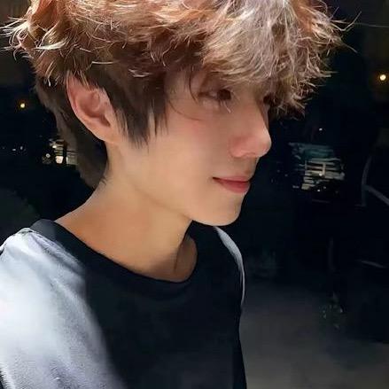 小杰。