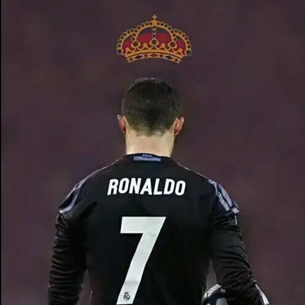 @CR7