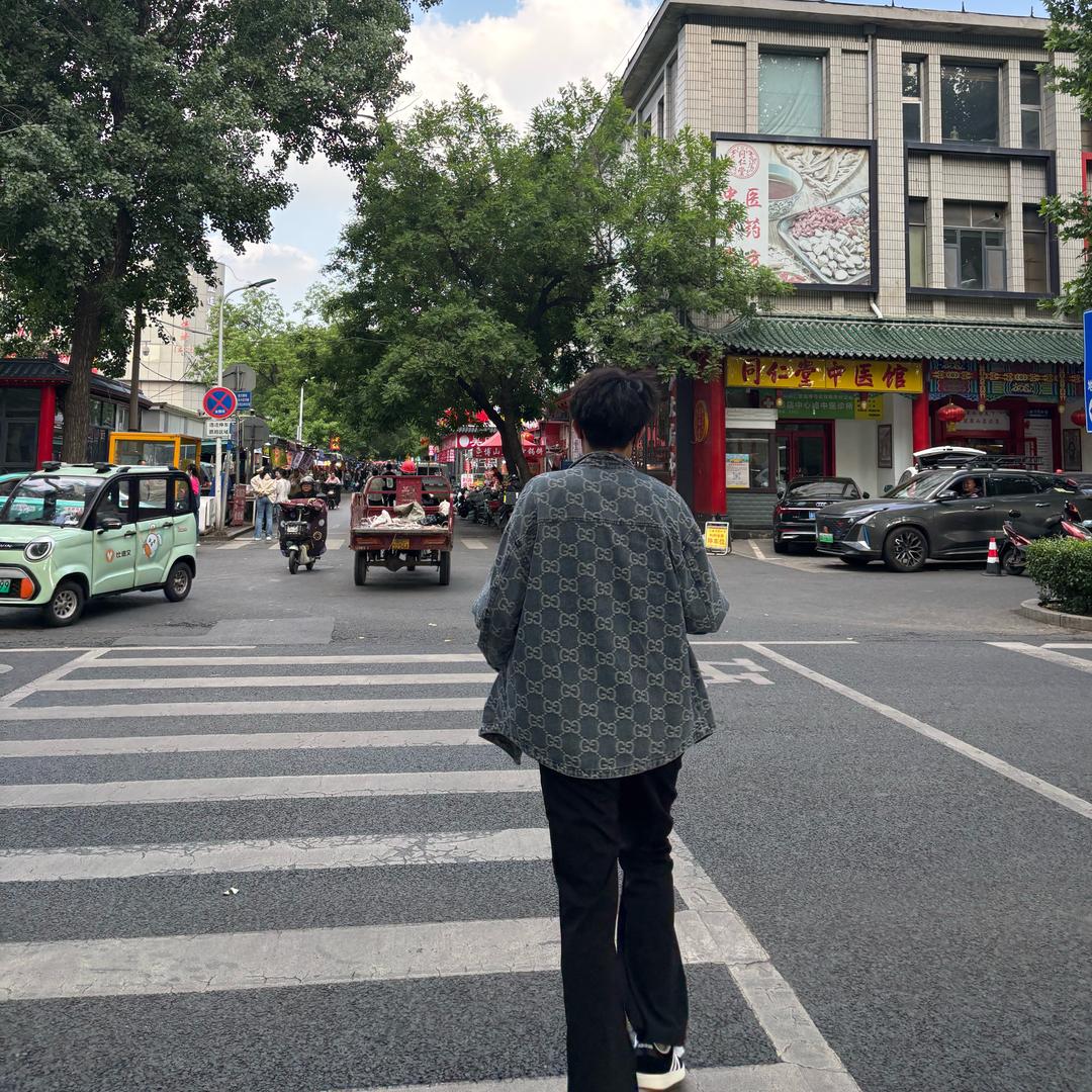 ZhangZhiJun💇🏻‍♂️