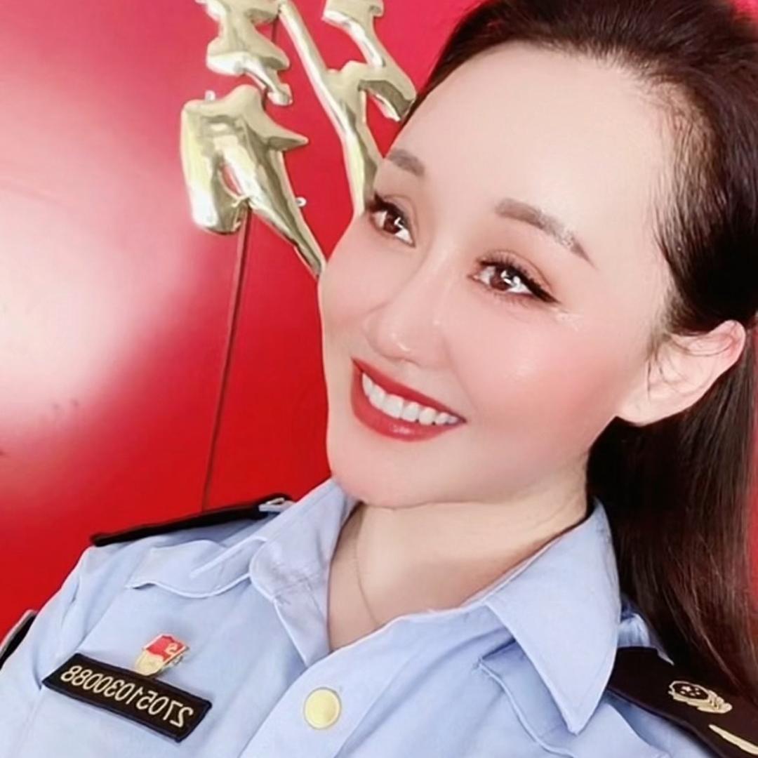 紫藤(玲玲)