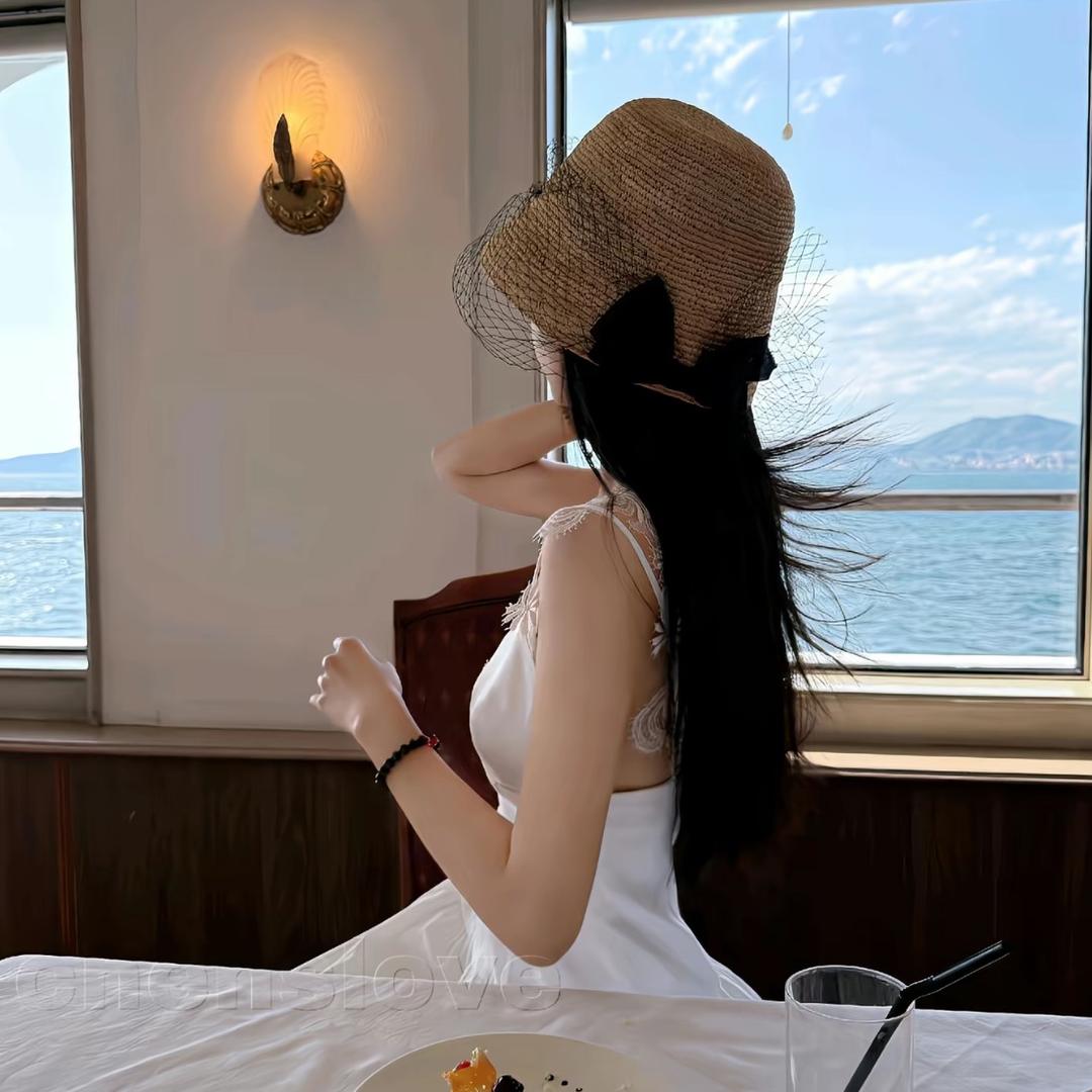 王贝贝.