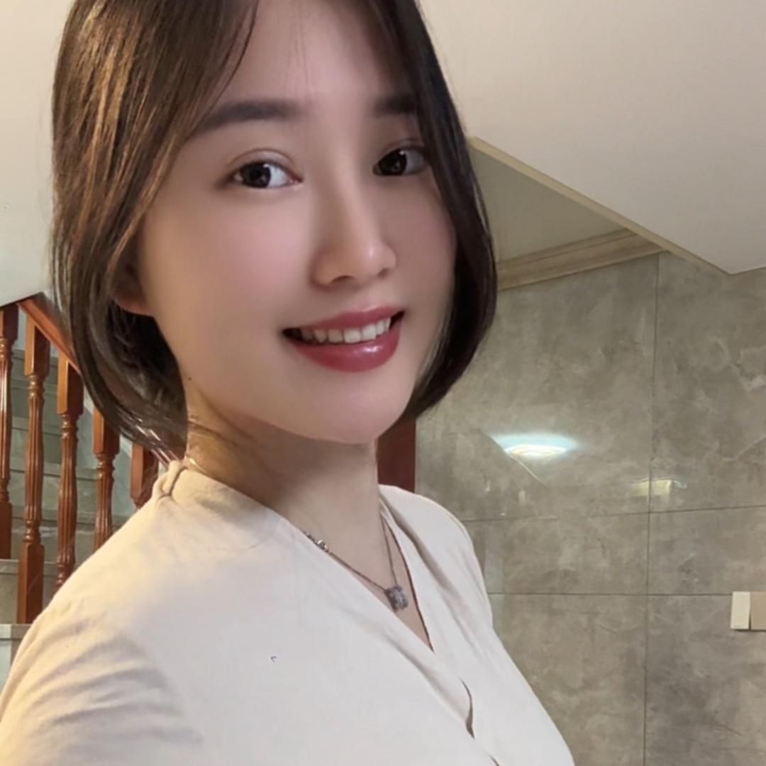 乌拉拉.