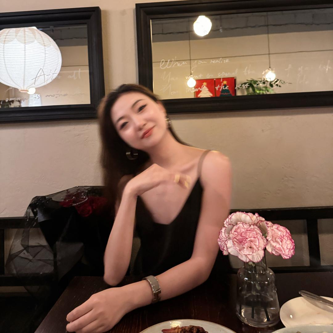 辛阁阁穿搭服饰一号仓