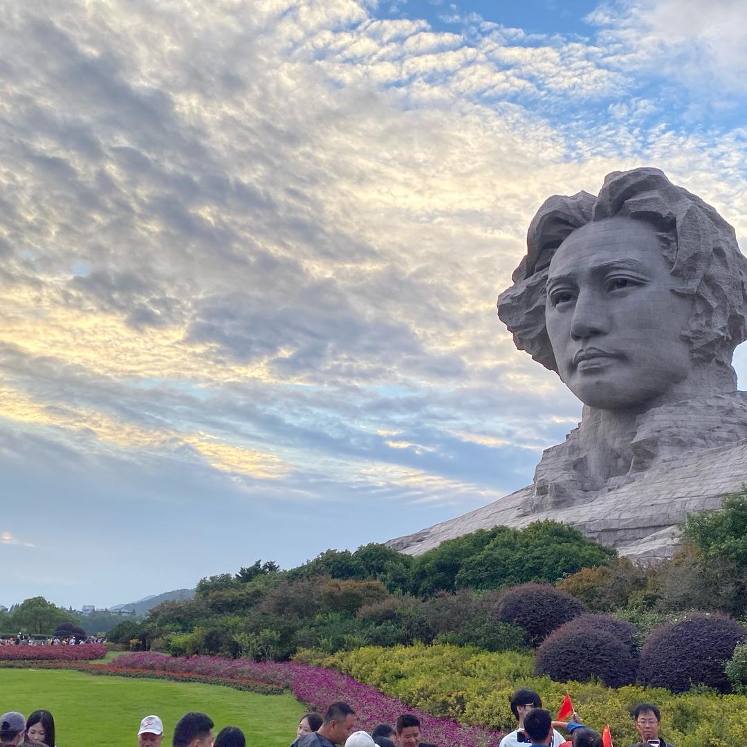 “十月”“十三”