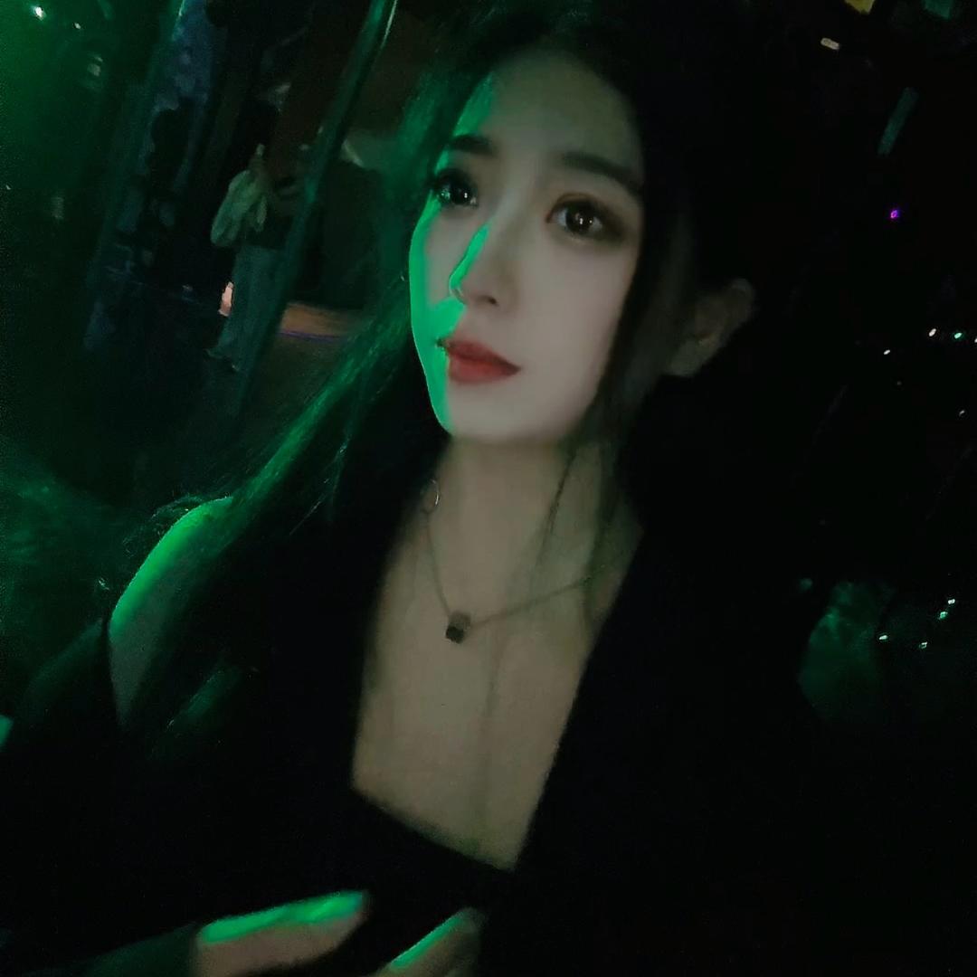 啊呜哇