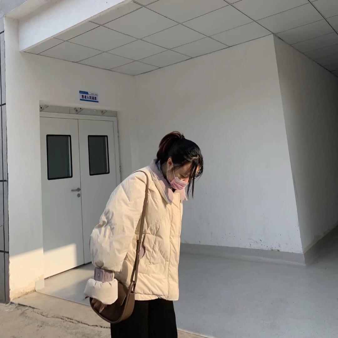 是小刘吖。