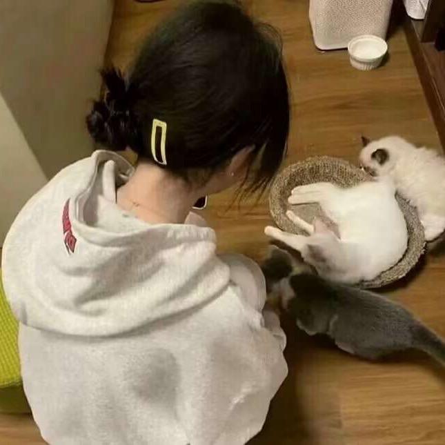 荣荣（单亲妈妈）