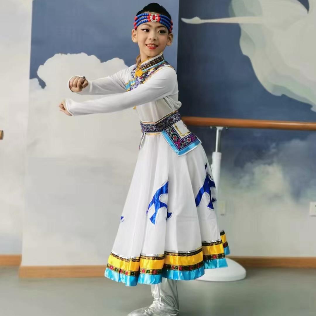 不爱穿裙子👗的菇凉