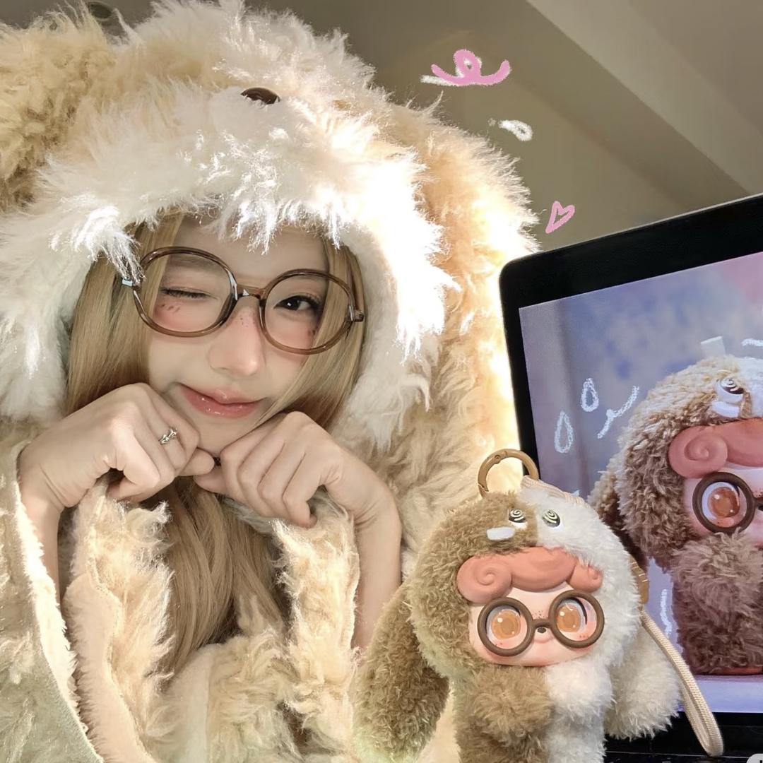 爱满潮玩社