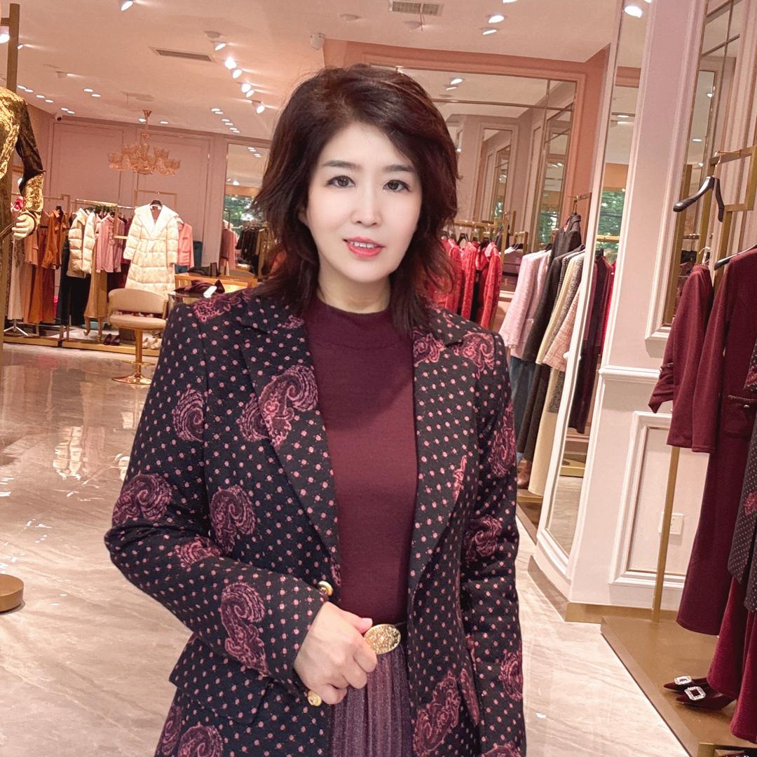 井陉做服装的兰姐