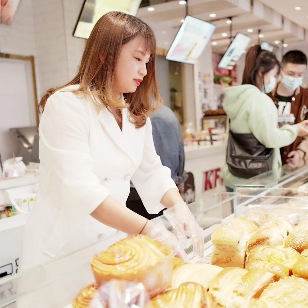 怀仁市宝利莱蛋糕店