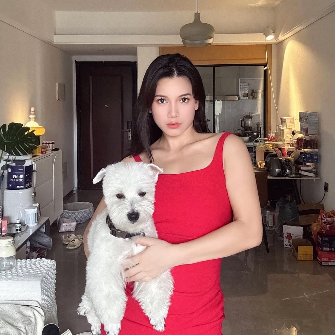 小泰妹Nina
