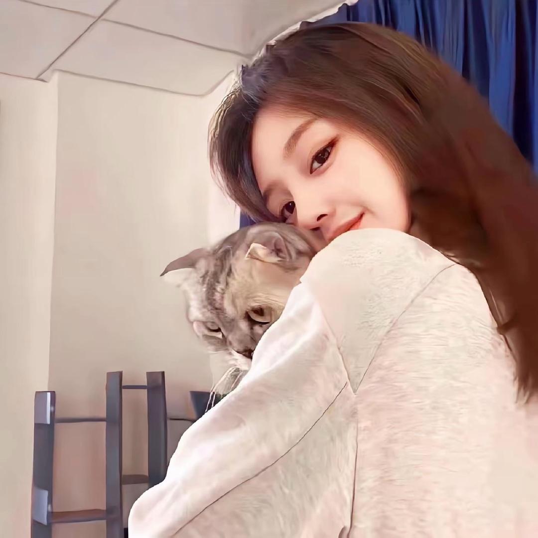 ᥫᩣᵁ点小脾气ʸᵃ