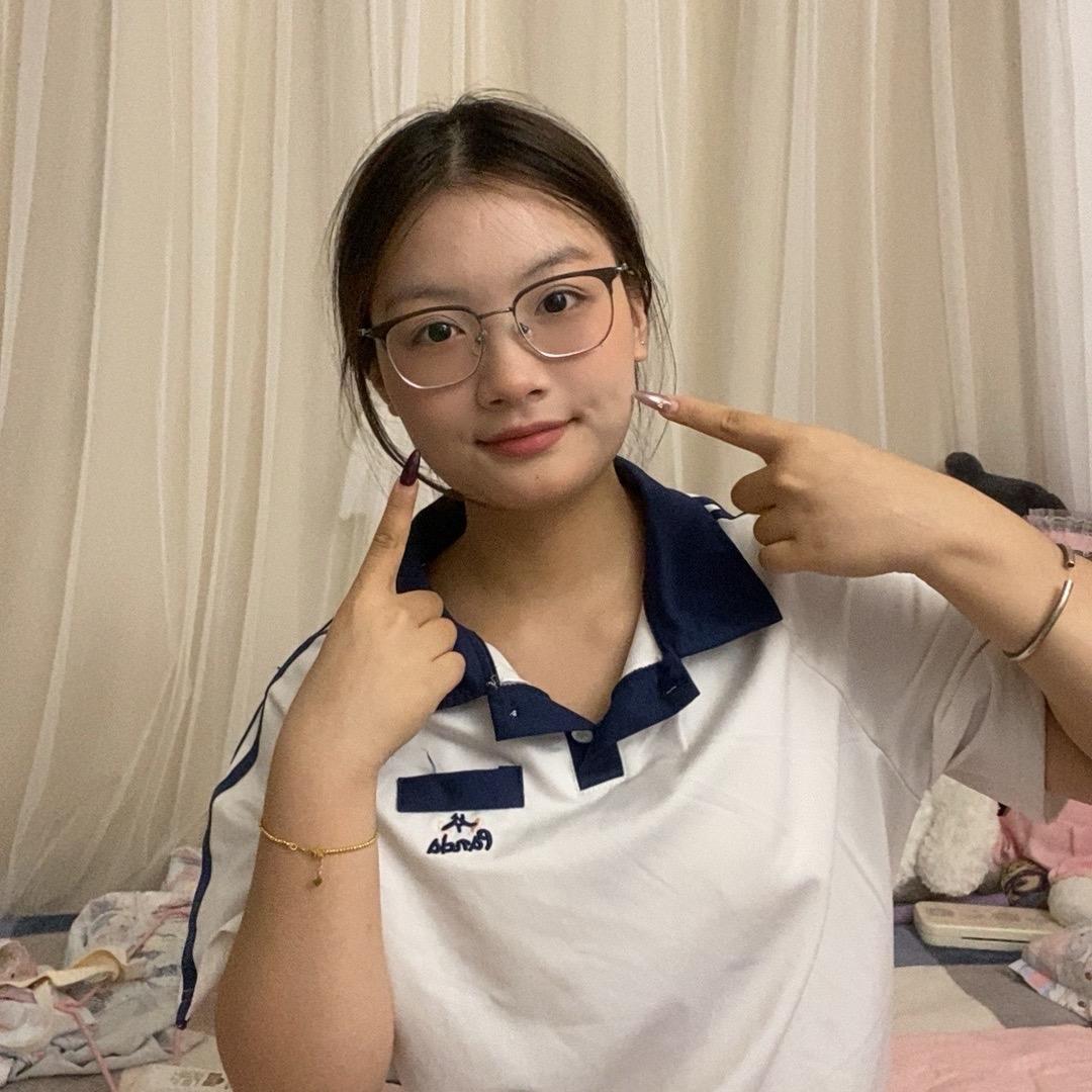 学妹小佳欣🐰
