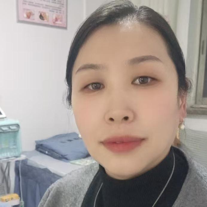 彩涵😊