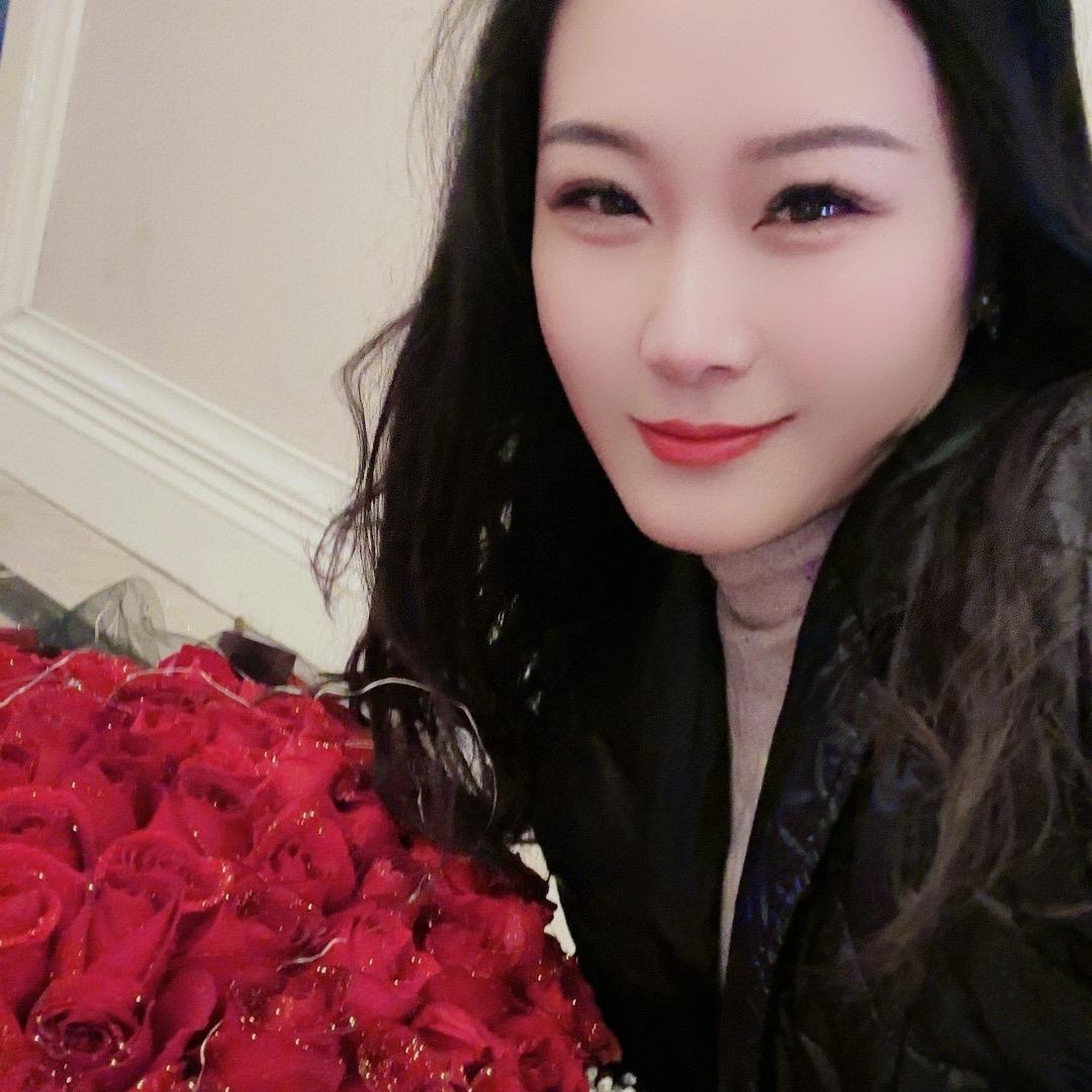 Qn Of Roses 玫瑰🌹女王