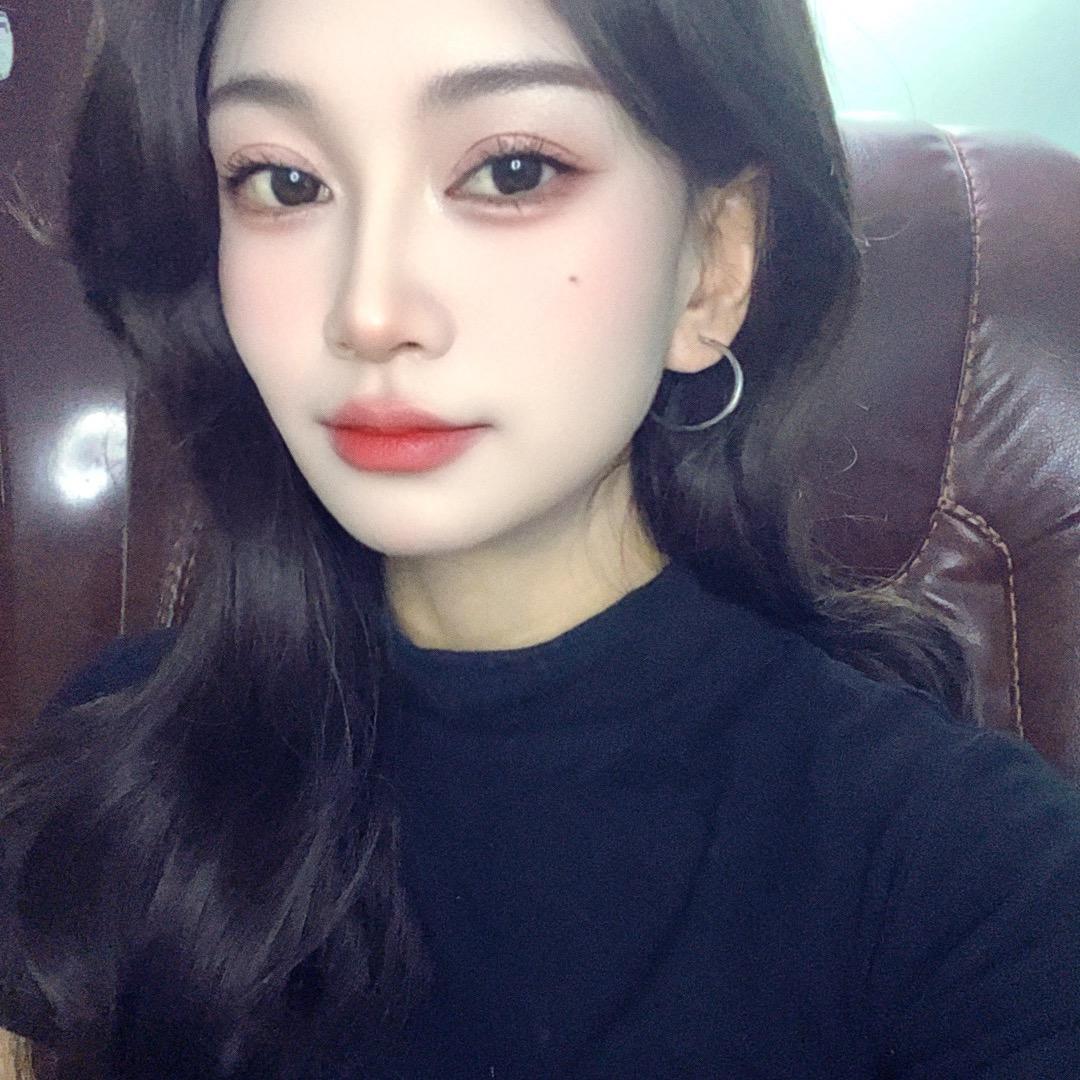 彝州阿表妹💫 （颐澜阁）