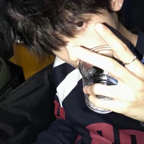 蜡笔小新眼子