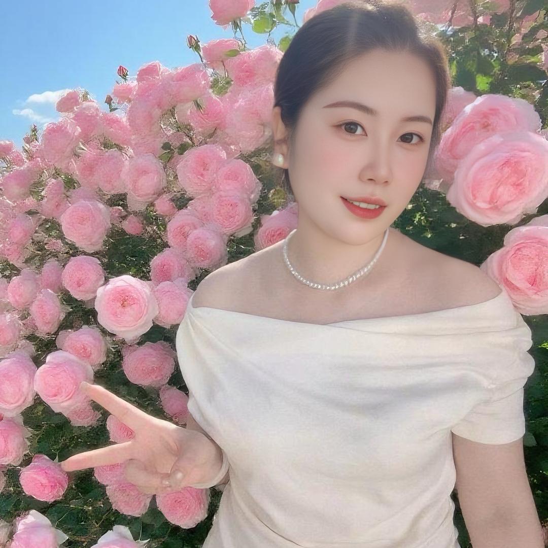 140斤的七七（梨型身材）