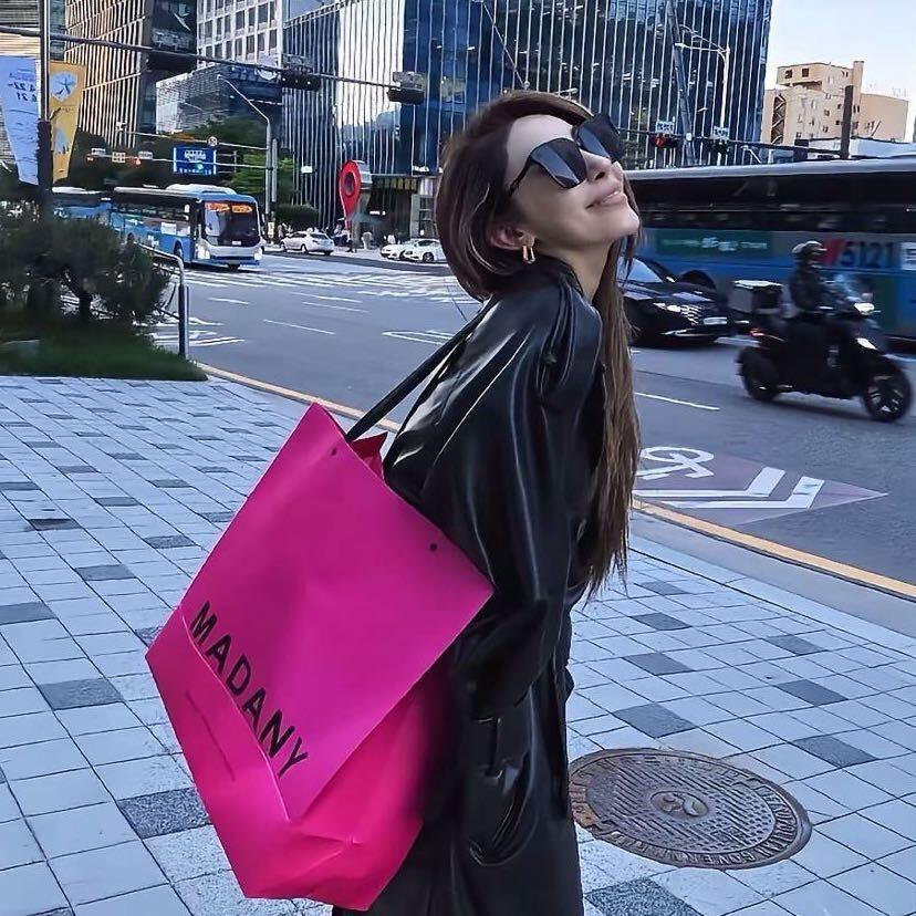 Madenyet阿克陶店