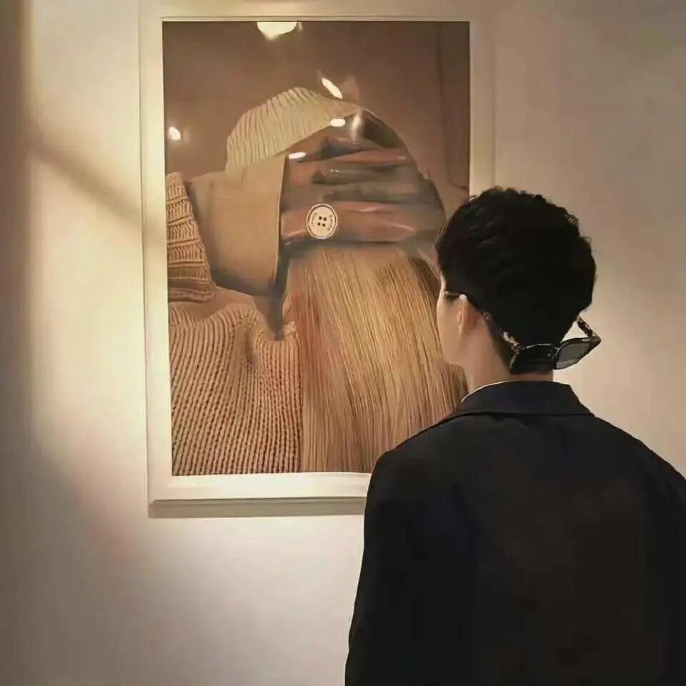 努力增肌的-小浩