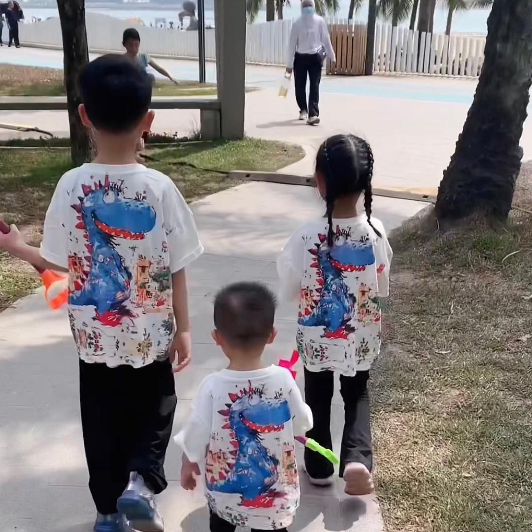 👦👧👦三个娃的龙龙