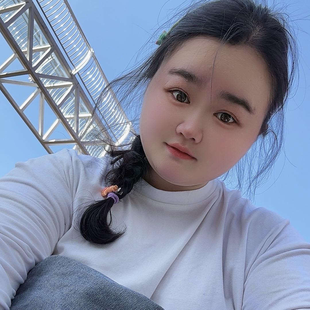 杨妞花一个人