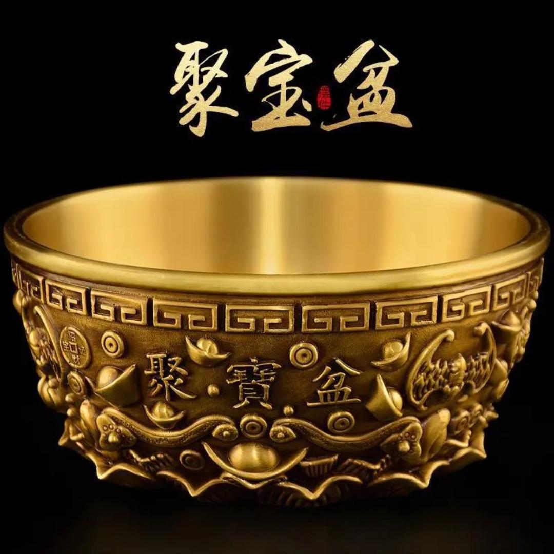 铜靓靓