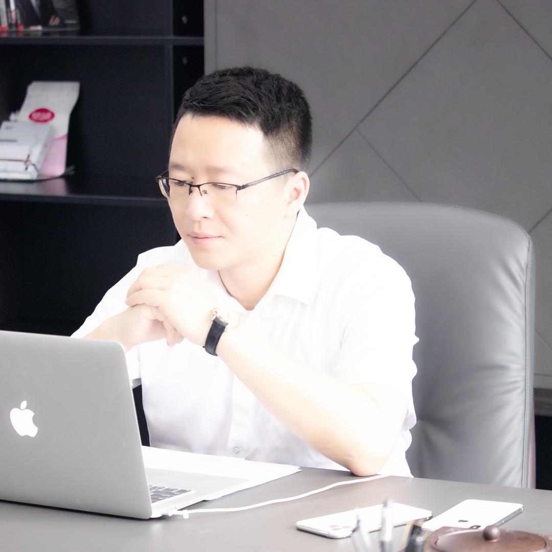 不出名的王总