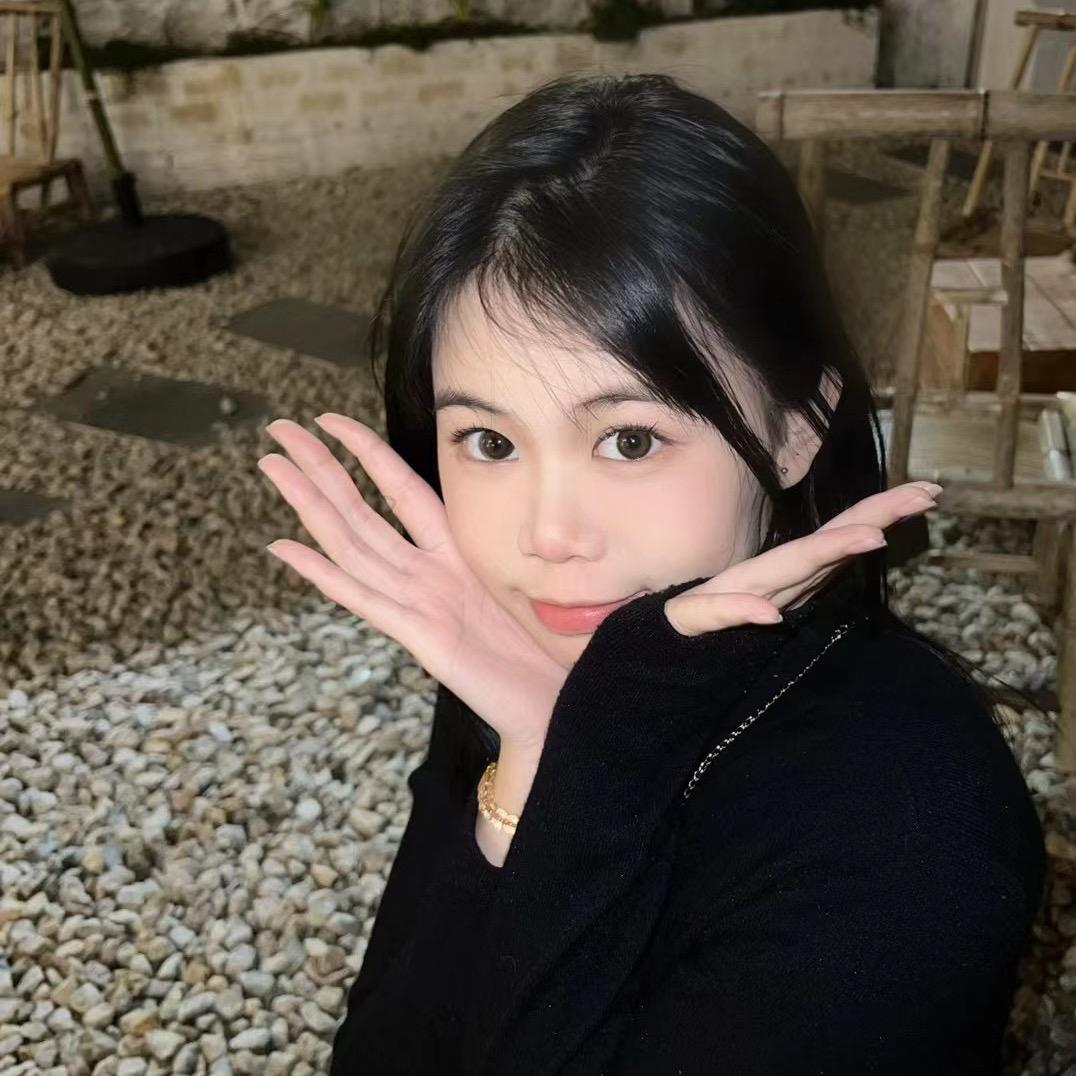 莹莹醒了