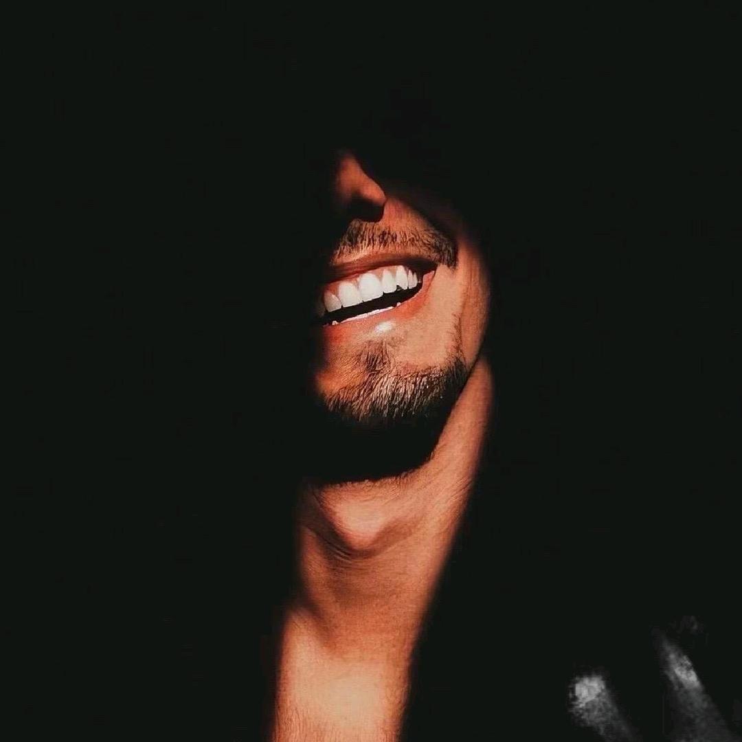 山盟雖在锦書難托