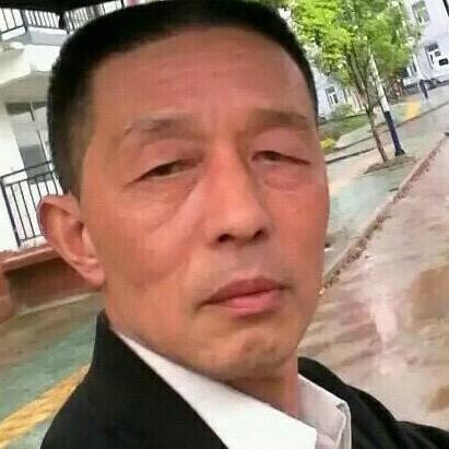 李忠瑜