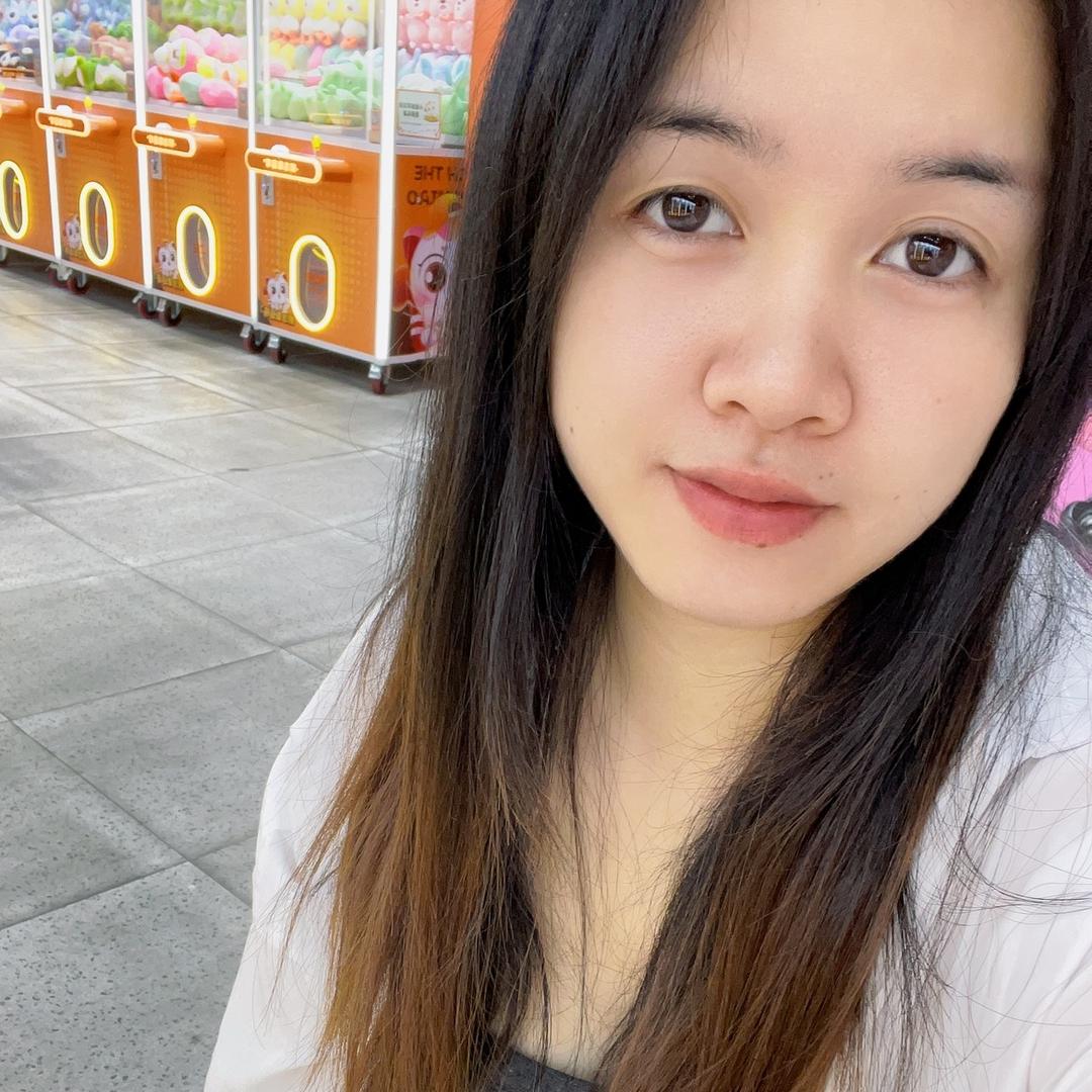 95后辞职开店的阿欢