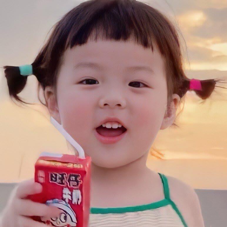曾 小 洁