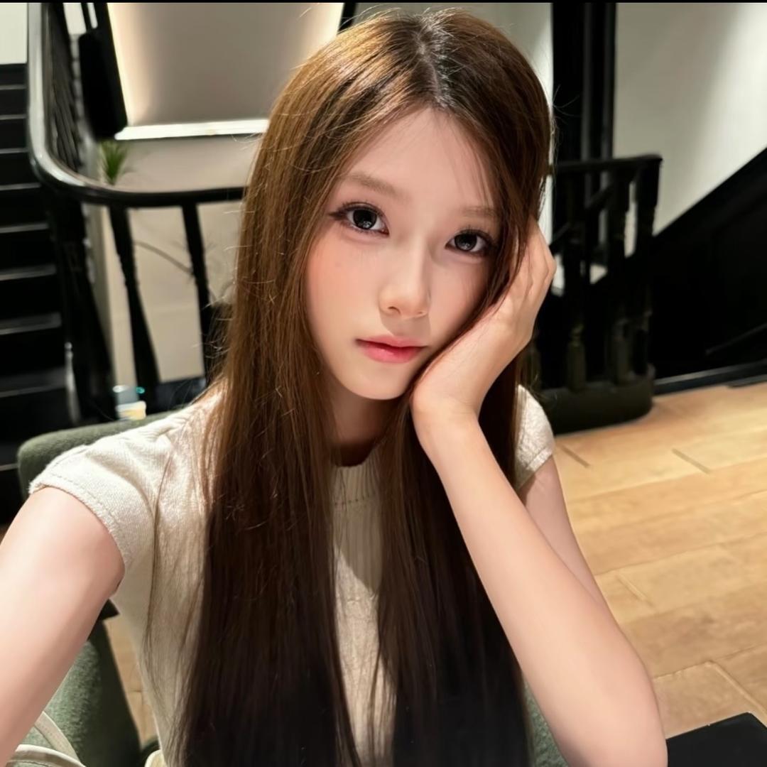 iu雯